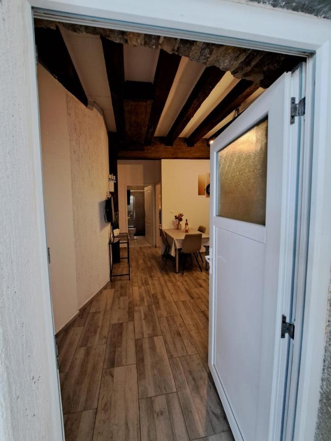 Apartman Zrinka Йесенице Екстериор снимка